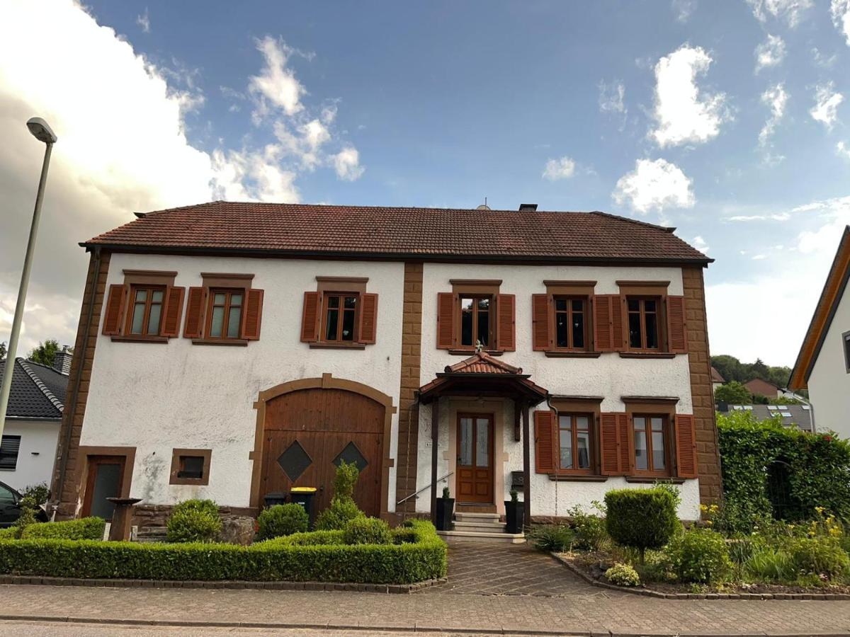 Ferienwohnung Goettert - Haus Erika Beckingen エクステリア 写真